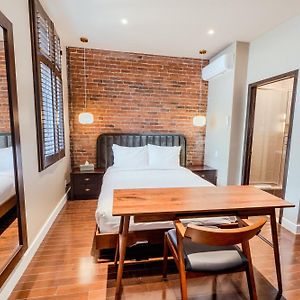 Self Check-In Boutique Hotel - Quartier Latin - Room 202